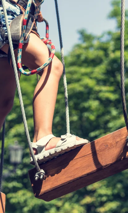 parcours vert pour les enfants en accrobranche