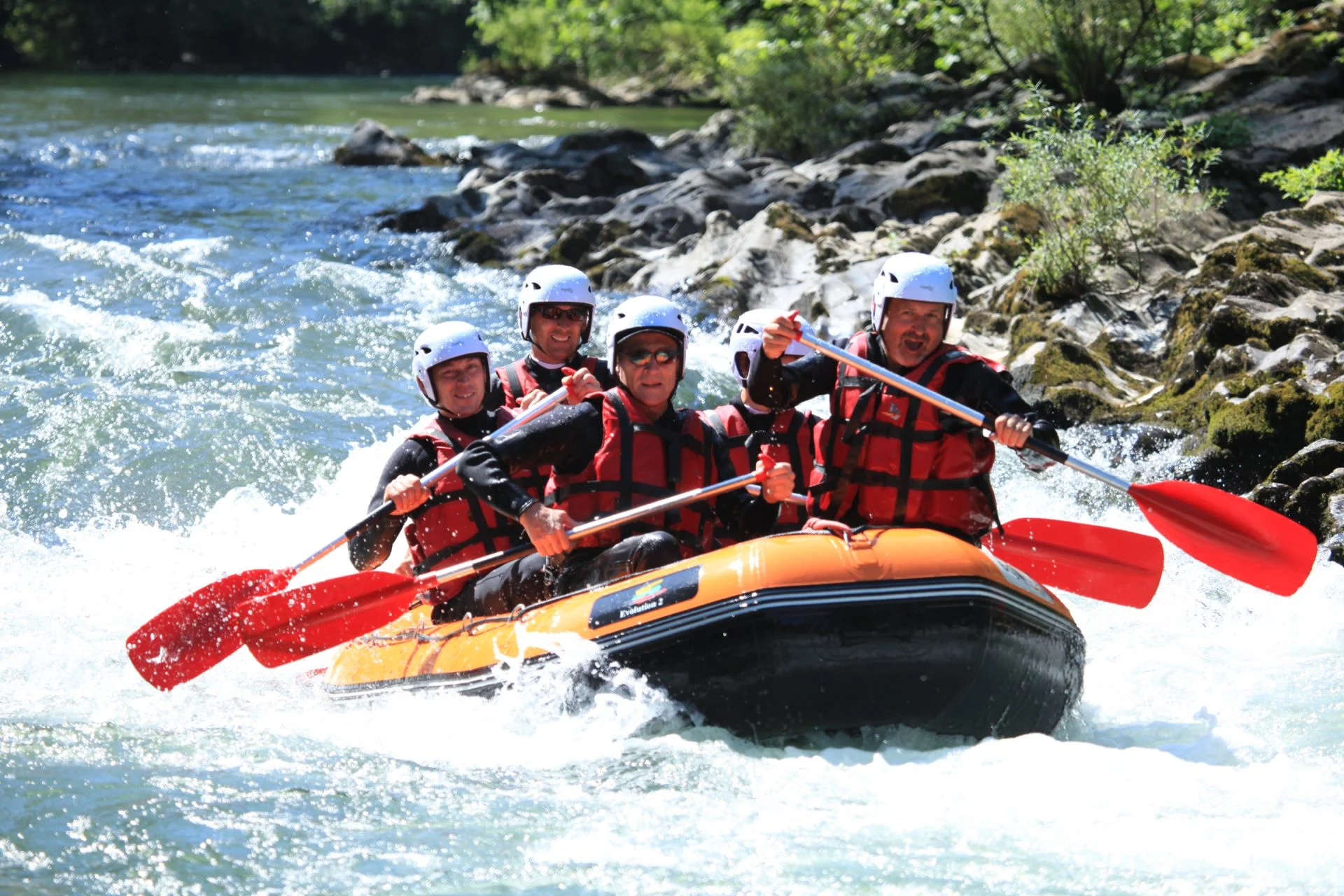 Mini raft sur la Nive à Bidarray, encadré et fun, meilleur prix