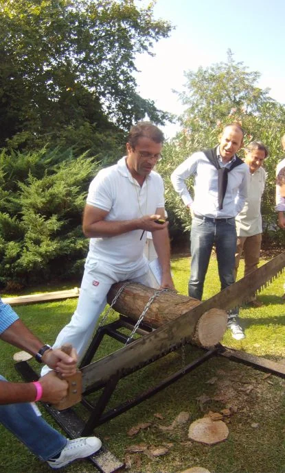 sciage de tronc épreuve de jeux de force basque, jeux traditionnels